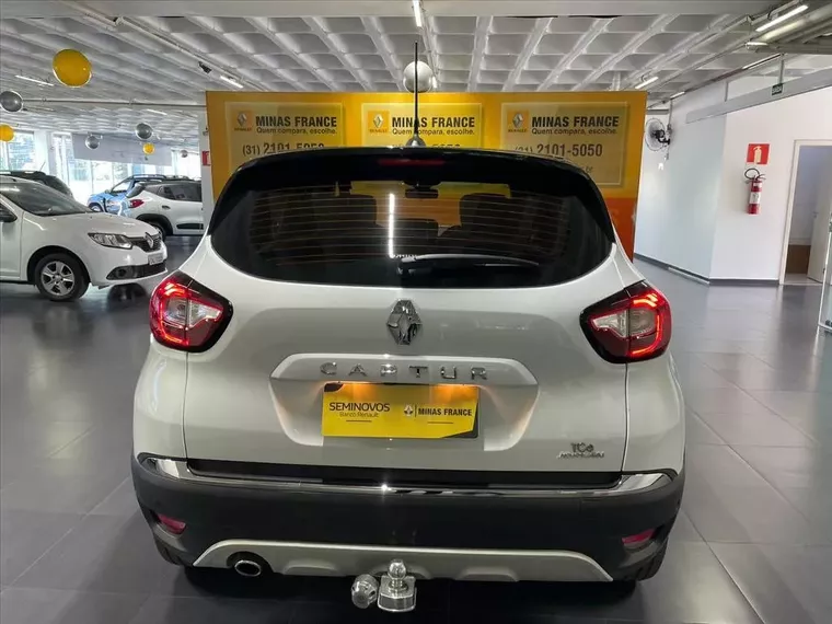 Renault Captur Branco 14