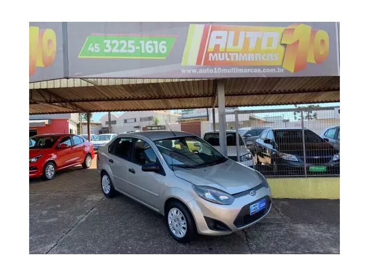 Ford Fiesta Prata 3