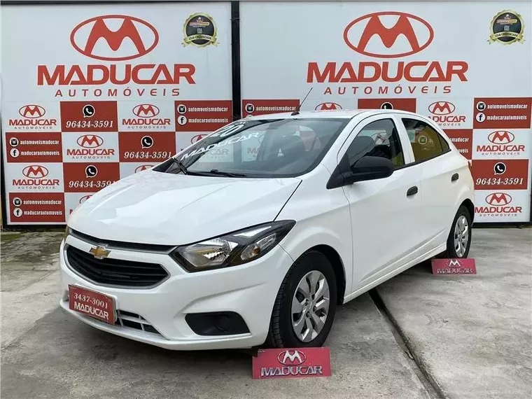 Chevrolet Onix Branco 2