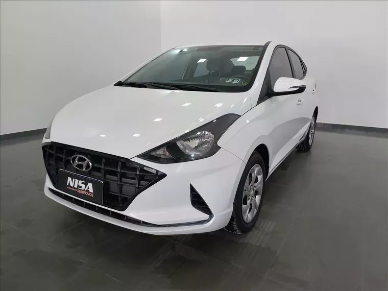 Hyundai HB20S Branco 11