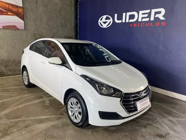 Hyundai HB20S Branco 3