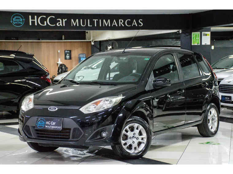 Ford Fiesta Preto 5