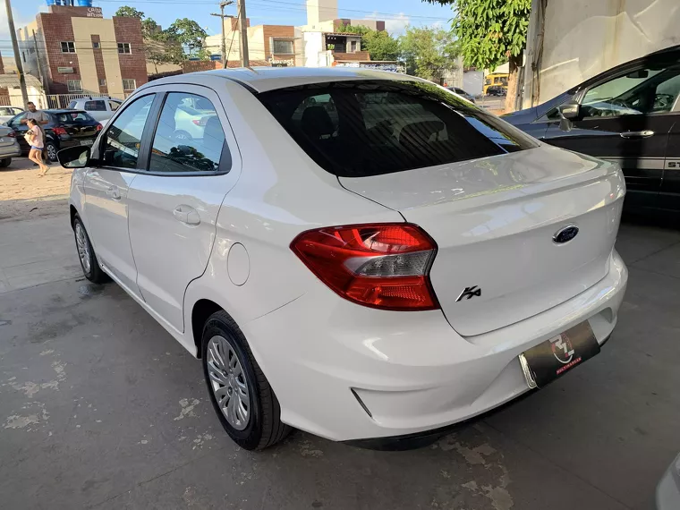 Ford KA Branco 9