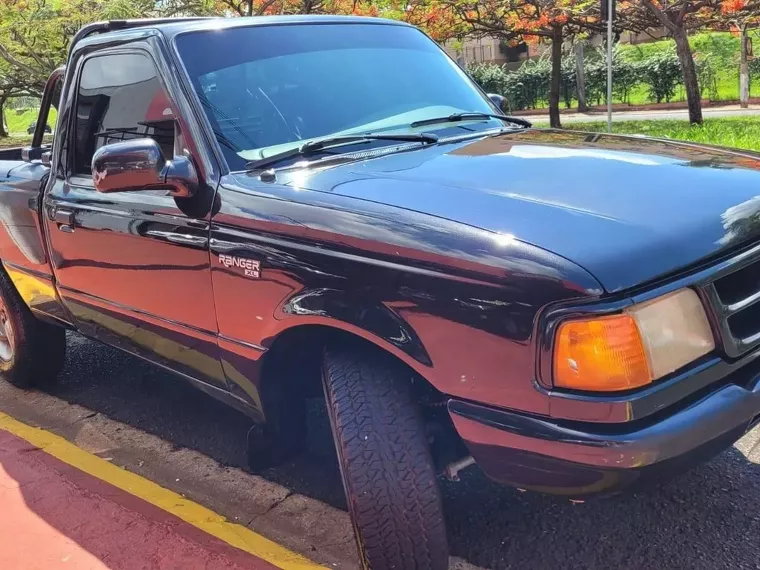 Ford Ranger Preto 1