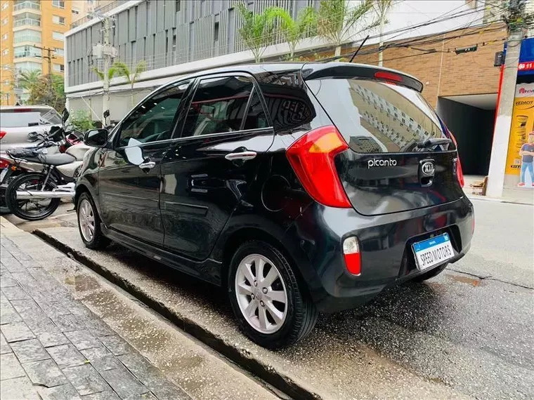 KIA Picanto Preto 7