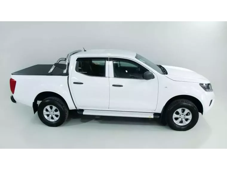 Nissan Frontier Branco 20