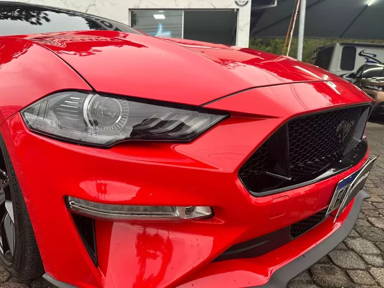 Ford Mustang Vermelho 11