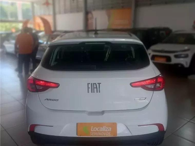 Fiat Argo Branco 15