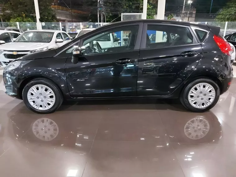 Ford Fiesta Preto 3