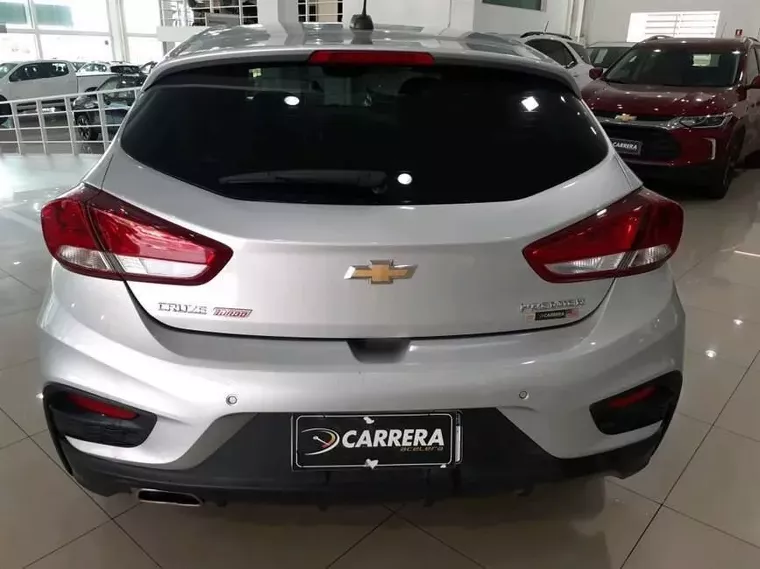 Chevrolet Cruze Prata 17