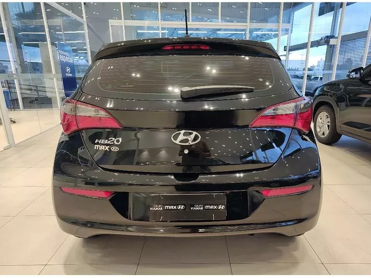 Hyundai HB20 Preto 8