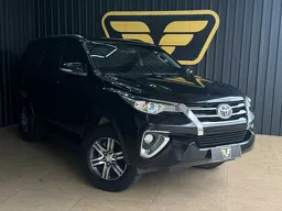 Toyota Hilux SW4