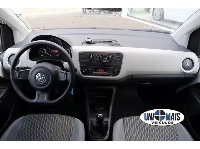 Volkswagen UP Branco 14