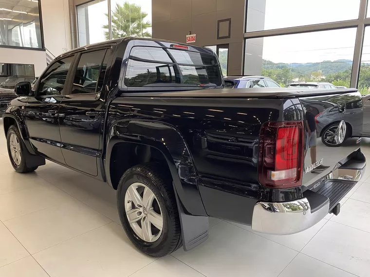 Volkswagen Amarok Preto 10