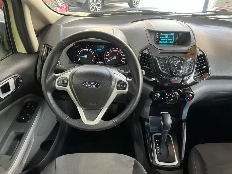 Ford Ecosport Branco 6