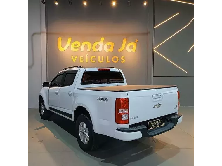 Chevrolet S10 Branco 4