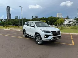 Toyota Hilux SW4