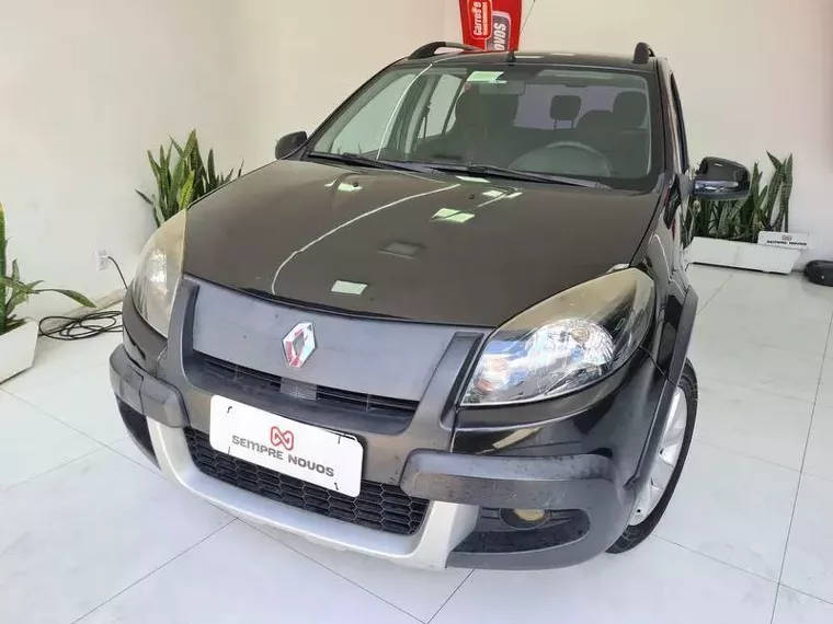 Renault Sandero Preto 14