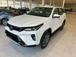 Toyota Hilux SW4
