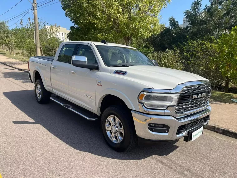 RAM 2500 Branco 2