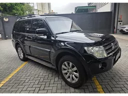Mitsubishi Pajero Full