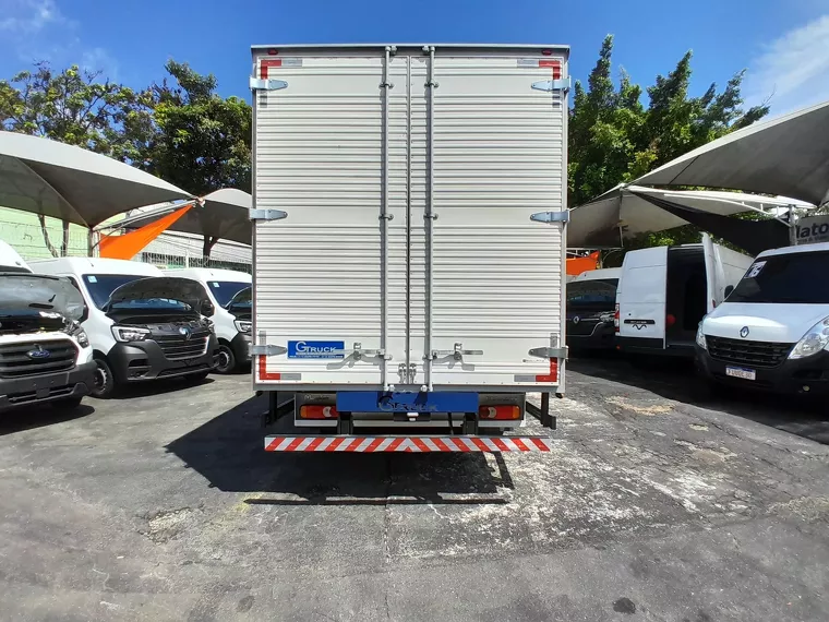 Renault Master Branco 6