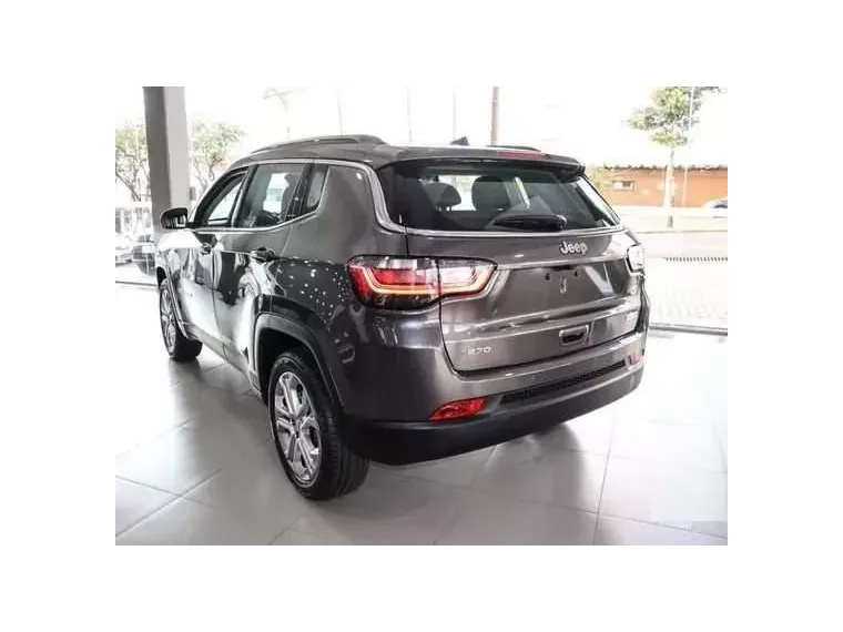 Jeep Compass Preto 10