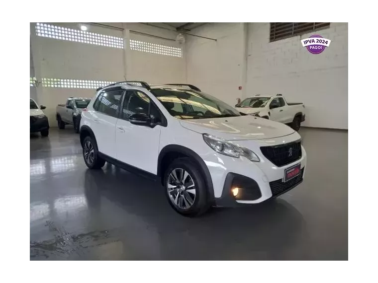 Peugeot 2008 Branco 4