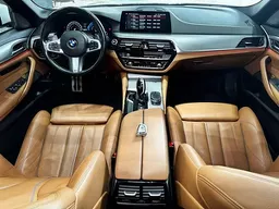 BMW 530e