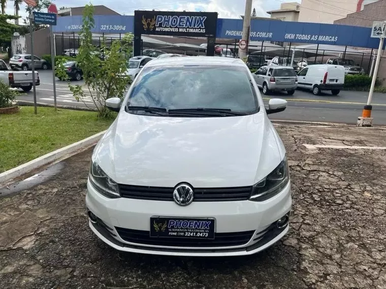 Volkswagen Fox Branco 4