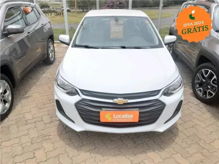 Chevrolet Onix Branco 4