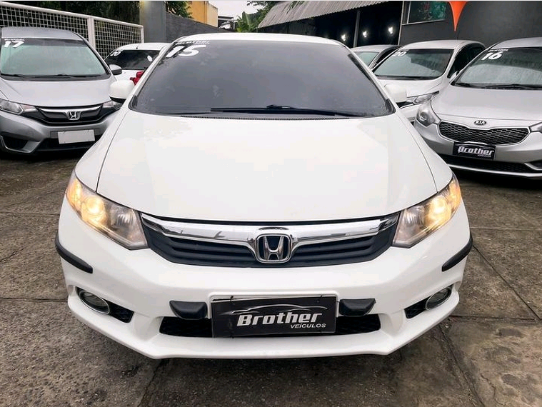 Honda Civic Branco 3