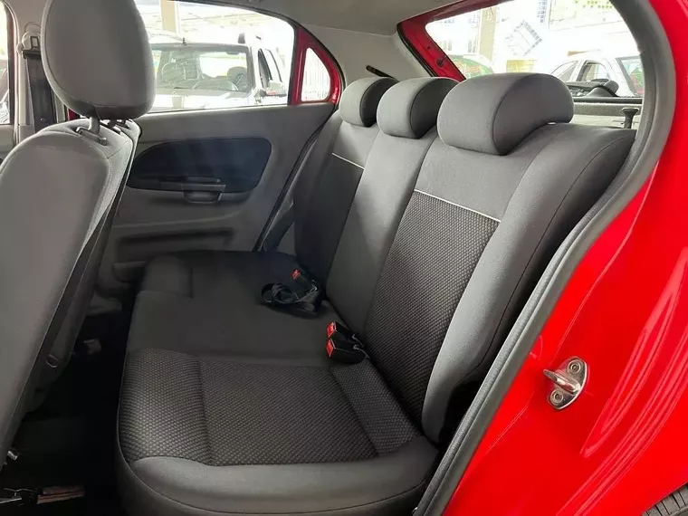 Volkswagen Gol Vermelho 8