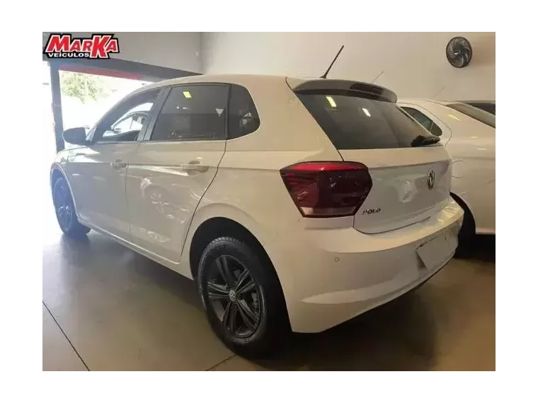 Volkswagen Polo Hatch Branco 2