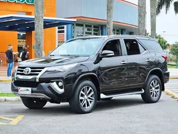 Toyota Hilux SW4