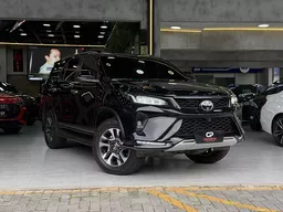 Toyota Hilux SW4