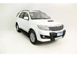 Toyota Hilux SW4