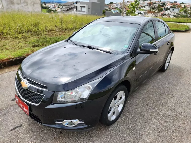 Chevrolet Cruze Preto 4