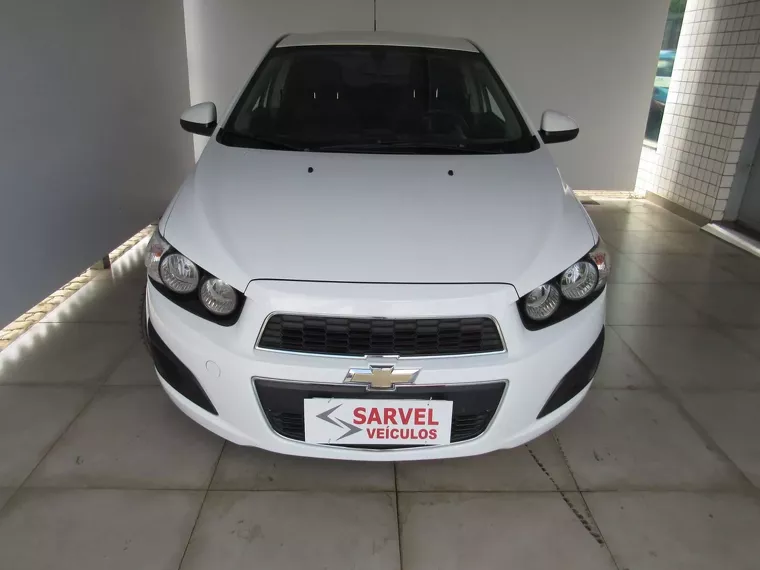 Chevrolet Sonic Branco 5