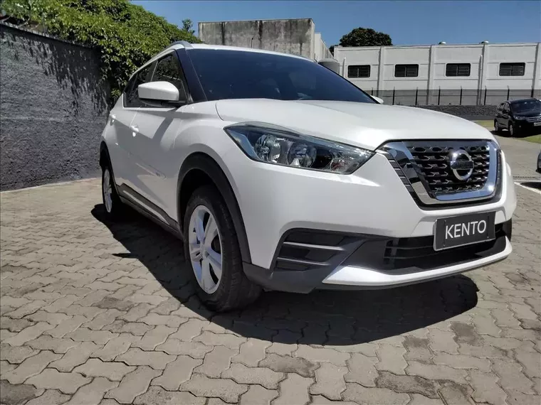 Nissan Kicks Branco 9