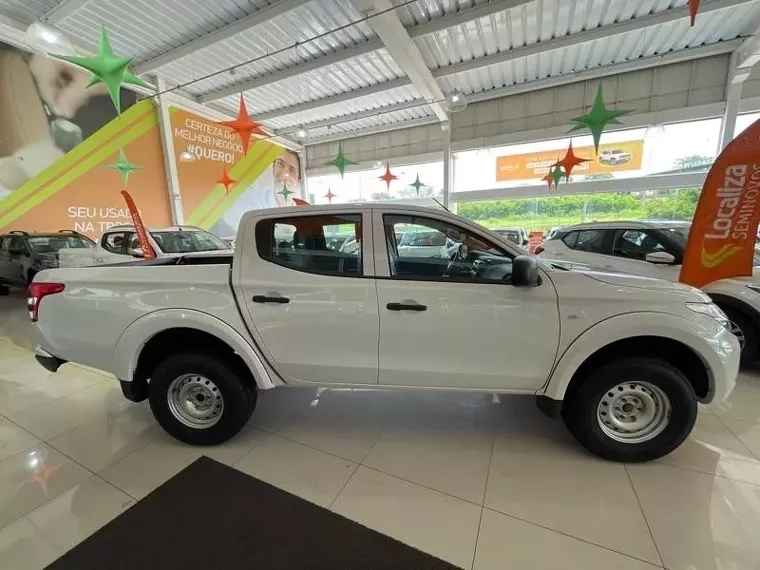 Mitsubishi L200 Triton Branco 6