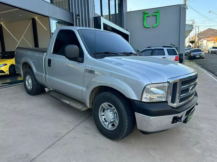 Ford F-250 Prata 6