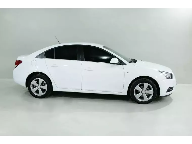 Chevrolet Cruze Branco 10