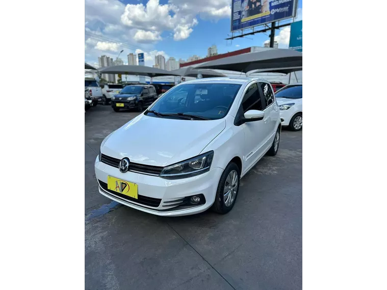 Volkswagen Fox Branco 17