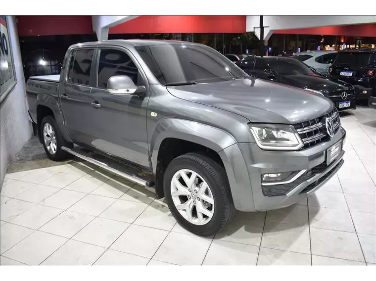 Volkswagen Amarok Cinza 12