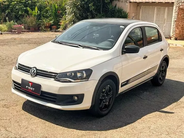 Volkswagen Gol Branco 1