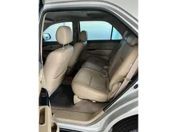 Toyota Hilux SW4