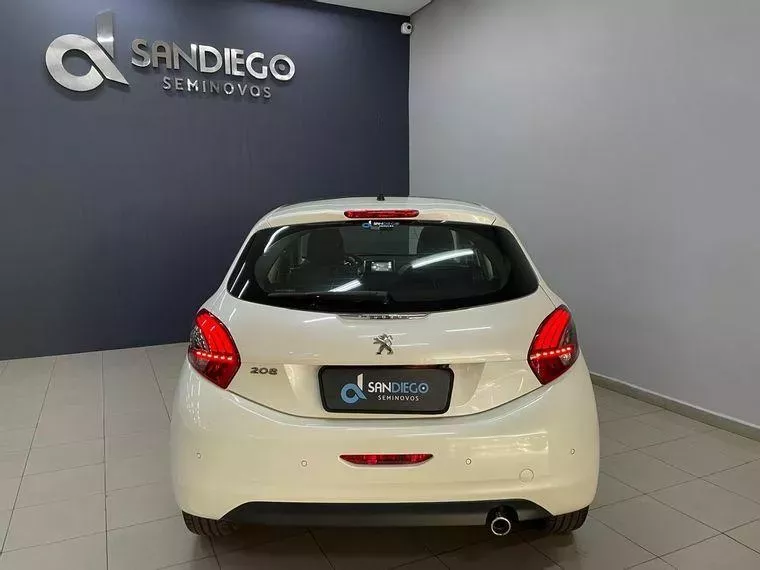 Peugeot 208 Branco 2