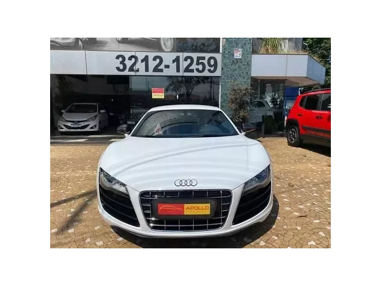 Audi R8 Branco 1