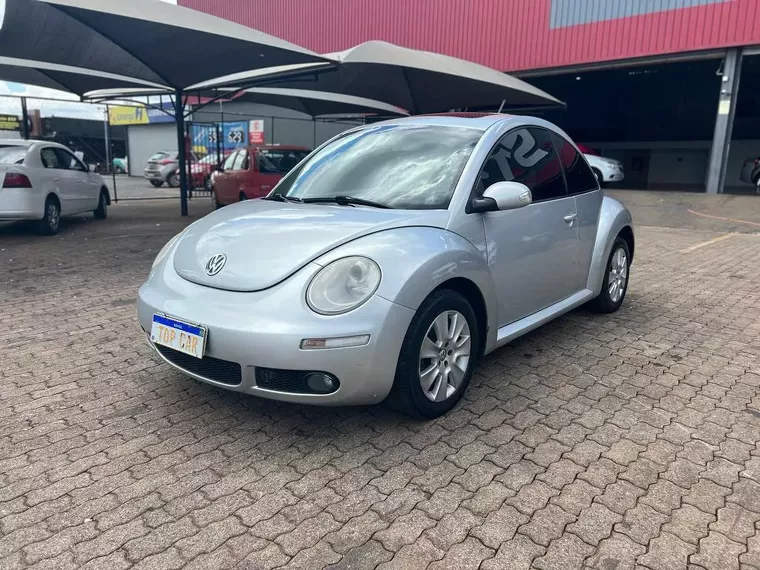 Volkswagen New Beetle Prata 1